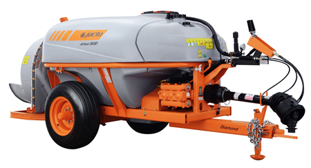 400 gal Trailed Airblast Sprayer with In-Cab Electronic Ctls